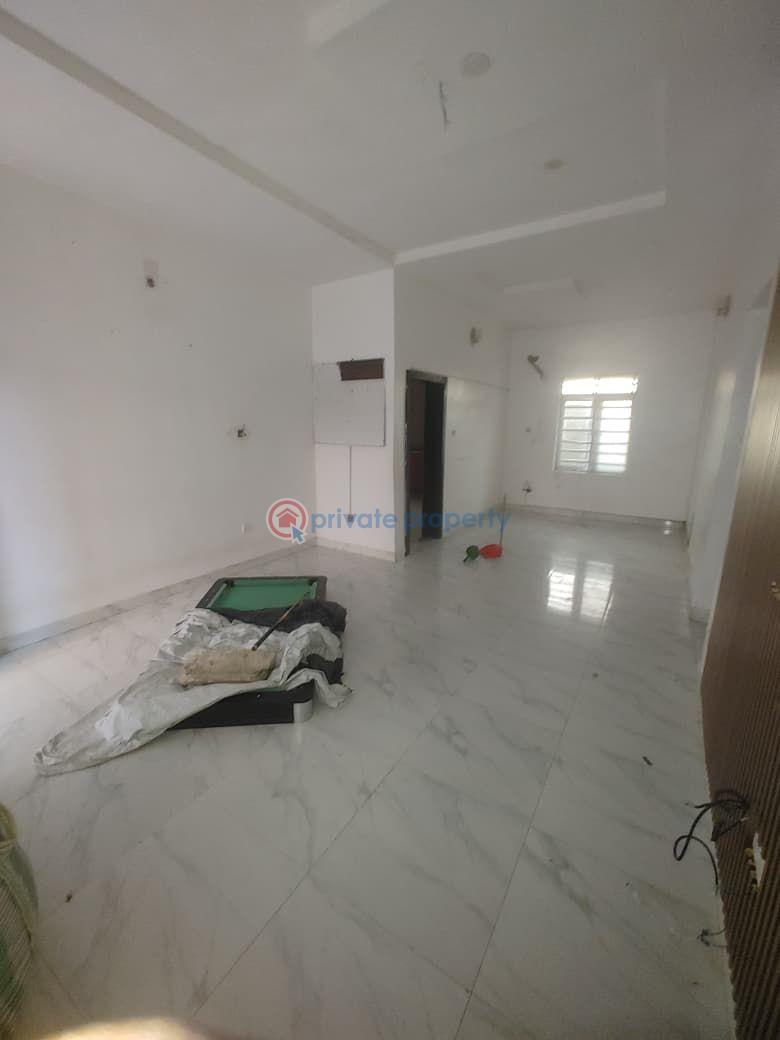 2 bedroom Block Of Flats For Rent By Hot Bread Sangotedo Lagos - 0