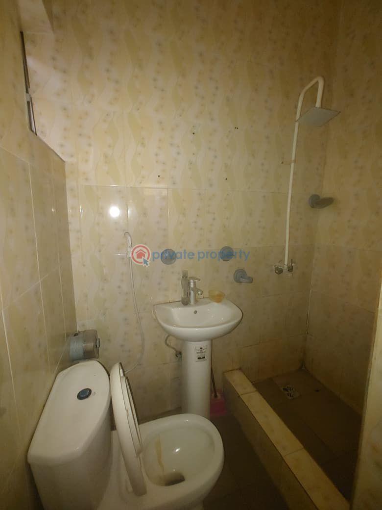 2 bedroom Block Of Flats For Rent By Hot Bread Sangotedo Lagos - 6