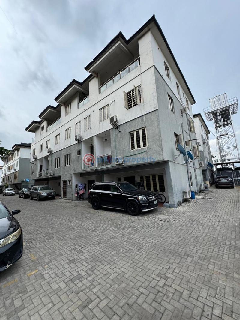 4 bedroom Terraced Duplex For Sale Surulere Lagos
