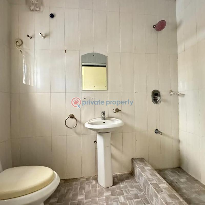 4 bedroom Semi detached Duplex For Sale Surulere Lagos - 18