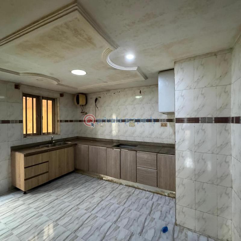 4 bedroom Semi detached Duplex For Sale Surulere Lagos - 5