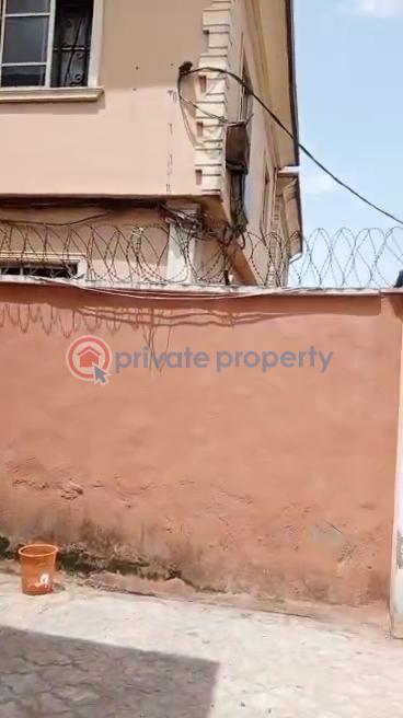 6 bedroom Duplex For Sale College Bustop Igando Lagos Igando Ikotun/Igando Lagos - 14