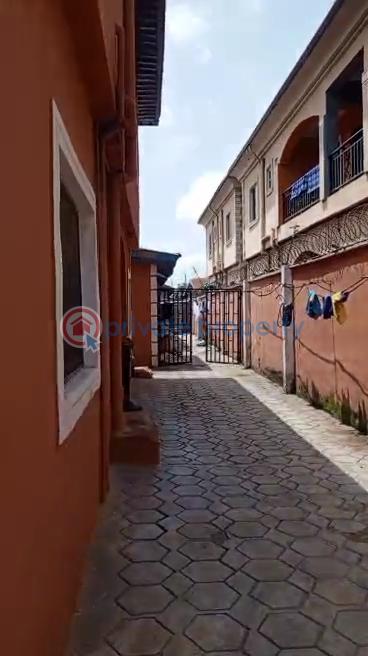 6 bedroom Duplex For Sale College Bustop Igando Lagos Igando Ikotun/Igando Lagos - 15