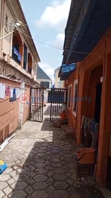 6 bedroom Duplex For Sale College Bustop Igando Lagos Igando Ikotun/Igando Lagos - 29