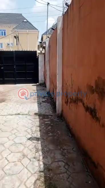 6 bedroom Duplex For Sale College Bustop Igando Lagos Igando Ikotun/Igando Lagos - 49