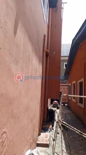 6 bedroom Duplex For Sale College Bustop Igando Lagos Igando Ikotun/Igando Lagos - 22
