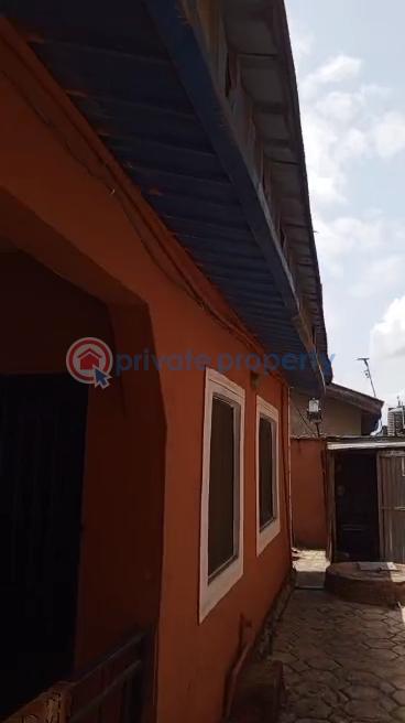 6 bedroom Duplex For Sale College Bustop Igando Lagos Igando Ikotun/Igando Lagos - 27