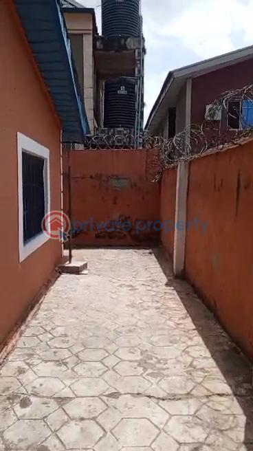 6 bedroom Duplex For Sale College Bustop Igando Lagos Igando Ikotun/Igando Lagos - 34