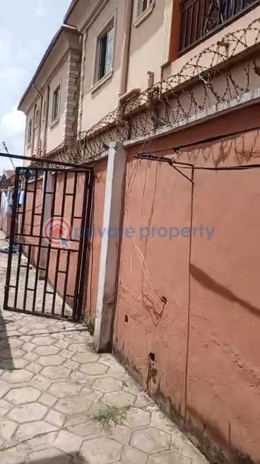 6 bedroom Duplex For Sale College Bustop Igando Lagos Igando Ikotun/Igando Lagos - 20