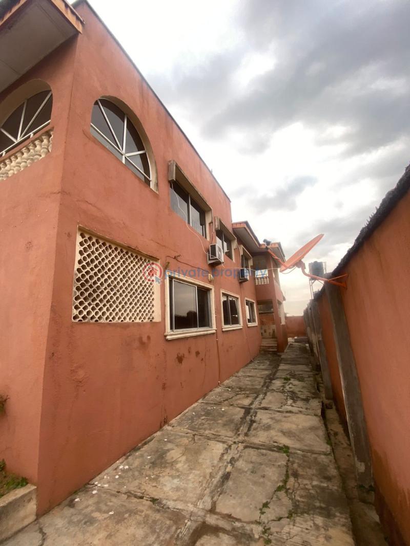 House For Sale 📍alegongo Main Estate, Akobo, Ibadan.❇️easily Accesible Via Tarred Road Akobo Ibadan Oyo - 4