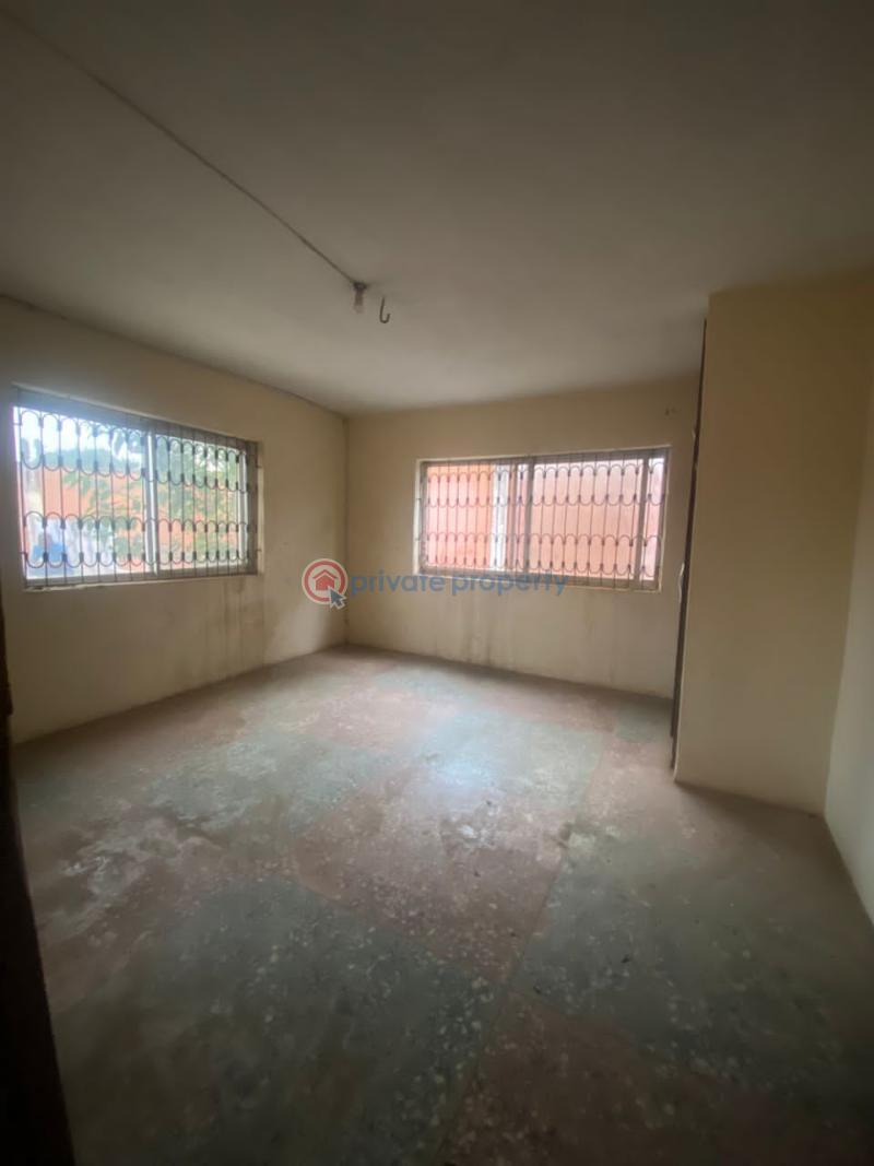 House For Sale 📍alegongo Main Estate, Akobo, Ibadan.❇️easily Accesible Via Tarred Road Akobo Ibadan Oyo - 10
