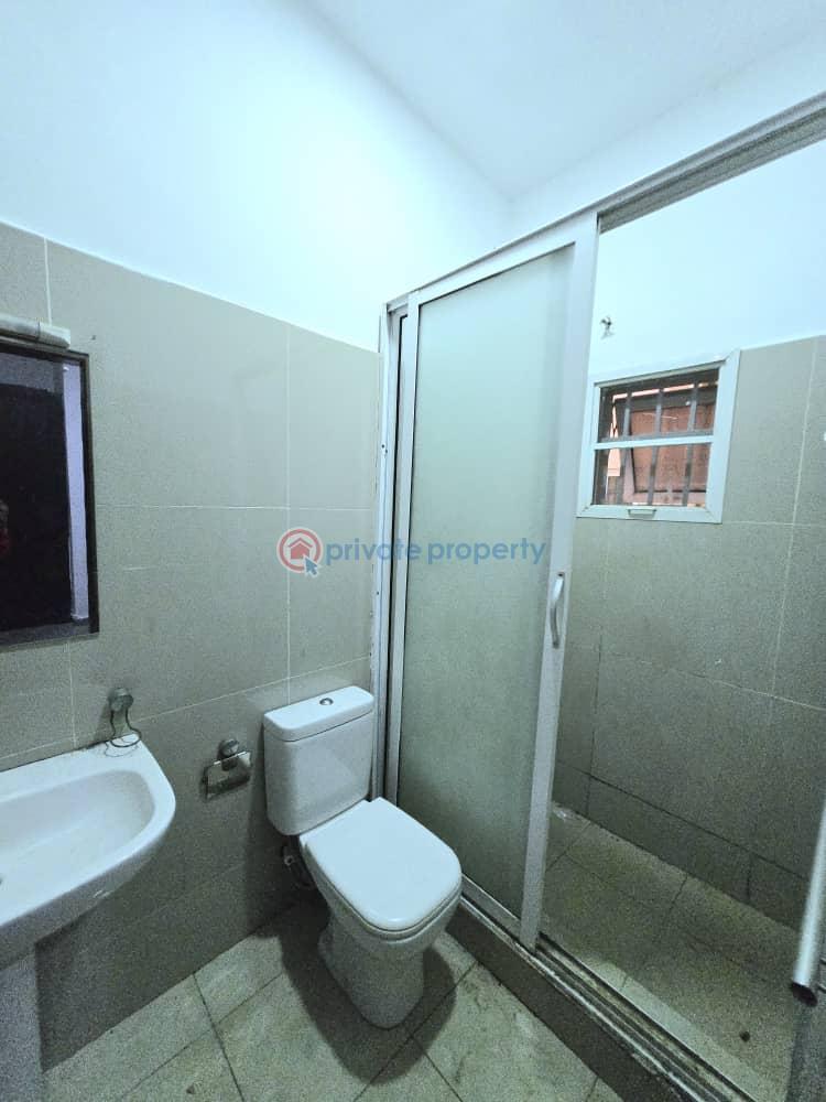 Very spacious 3-bedroom apartment - 13 3 bedroom Flat & Apartment For Rent Lekki Right Lekki Phase 1 Lagos - 13