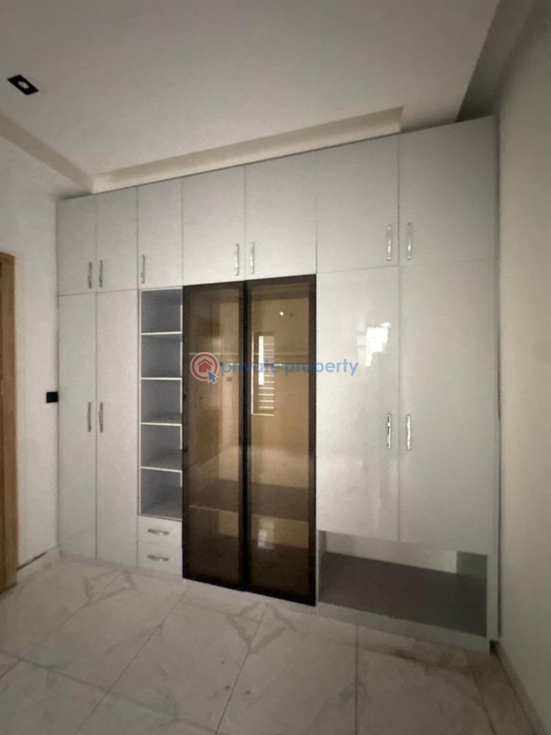 3 bedroom Block Of Flats For Rent Ologolo Lekki Lagos - 3
