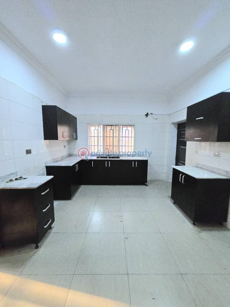 Very spacious 3-bedroom apartment - 9 3 bedroom Flat & Apartment For Rent Lekki Right Lekki Phase 1 Lagos - 9