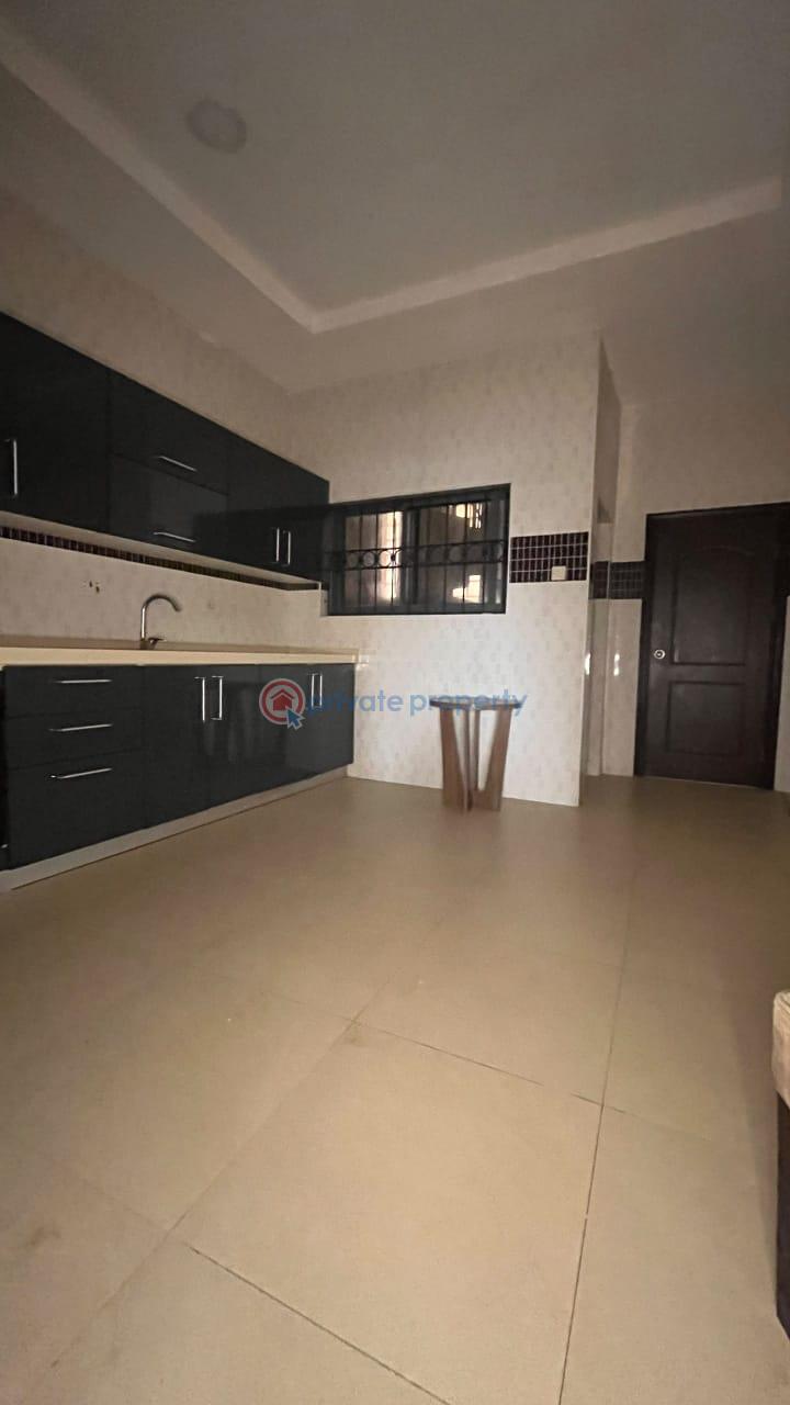 3 bedroom Block Of Flats For Rent Akinbolagba Street Victoria Island Lagos - 2