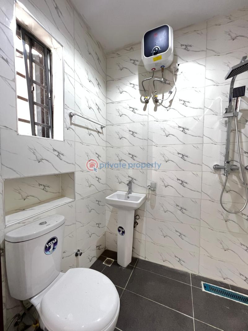 Very spacious 3 terraced duplex with bq in a serene environment - 9 3 bedroom Terraced Duplex For Sale Ikota Lekki Lagos - 9