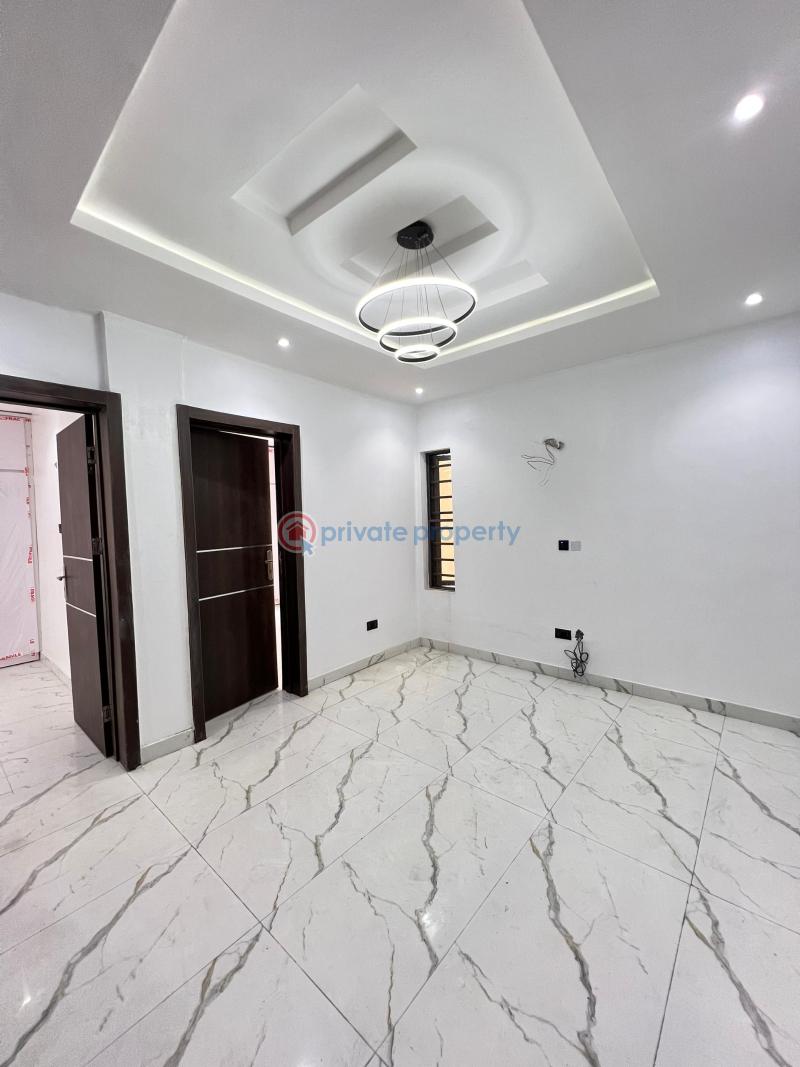 Very spacious 3 terraced duplex with bq in a serene environment - 5 3 bedroom Terraced Duplex For Sale Ikota Lekki Lagos - 5