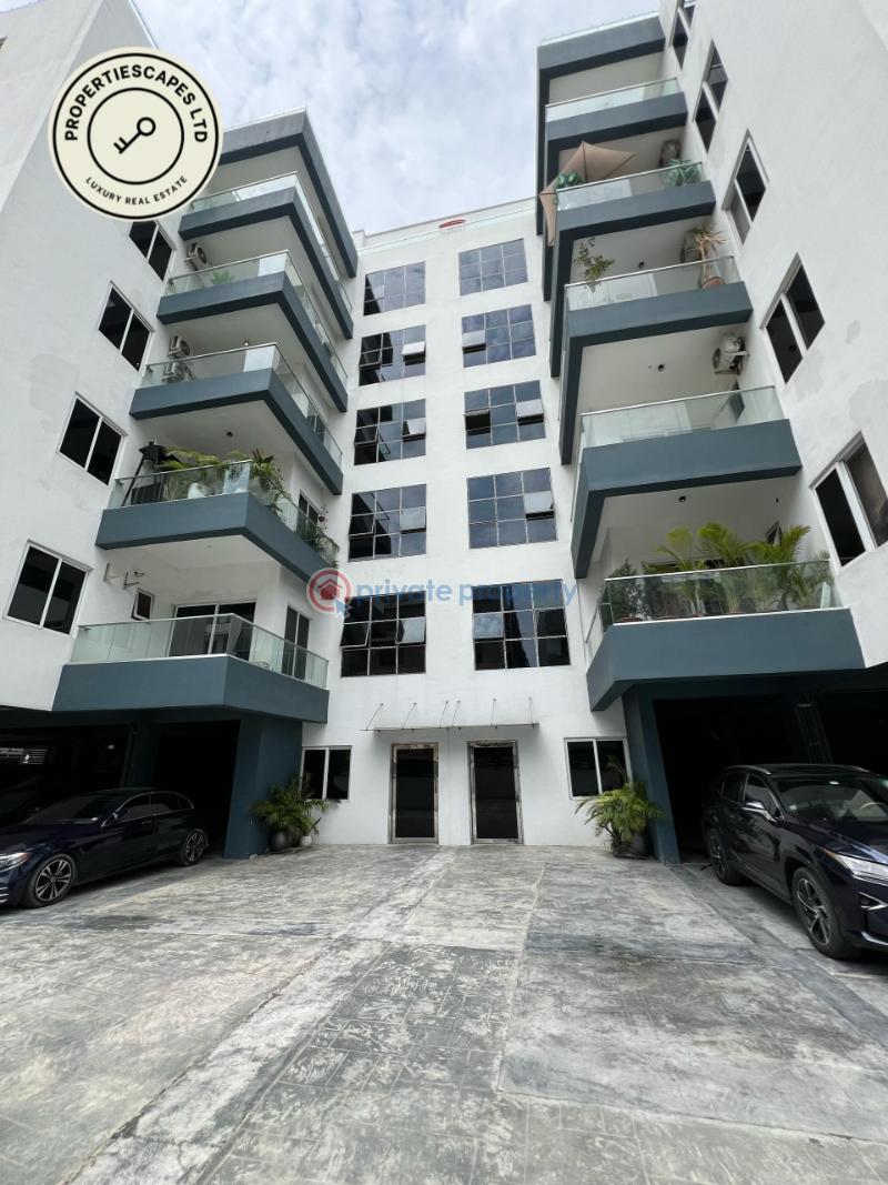 Very spacious 4 bedroom penthouse with swimming pool, gym and elevator - 0 4 bedroom Penthouse For Sale Lekki Lagos - 0