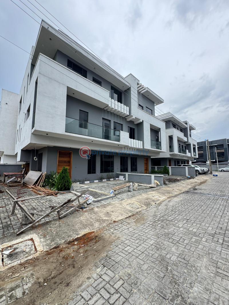 4 bedroom Detached Duplex For Sale Osapa Lekki Lagos - 21