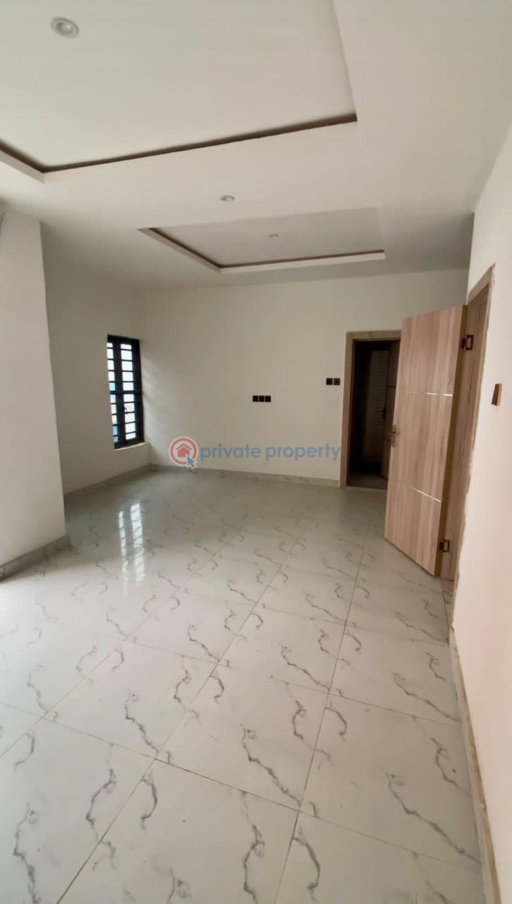 Very spacious 4-bedroom terrace with bq - 6 4 bedroom Terraced Duplex For Rent Orchid Lekki Lagos - 6