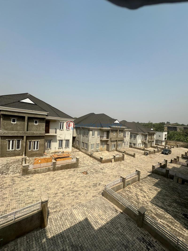4 bedroom Detached Duplex For Sale Bashorun Apampa Jericho Ibadan Idishin Ibadan Oyo - 1