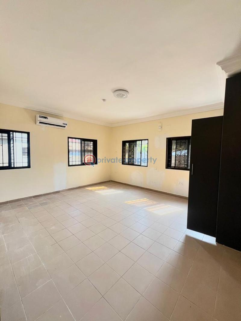 3 bedroom Block Of Flats For Rent Lekki Phase1 Lagos. Lekki Phase 1 Lagos - 19