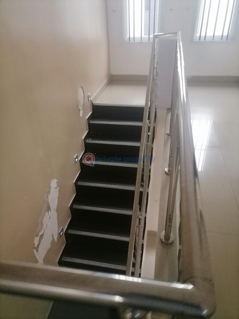 Very spacious and tastefully finished of 4 bedroom detached duplex - 3 4 bedroom Duplex For Rent Magodo Phase 2 Magodo Isheri Ikeja Lagos - 3