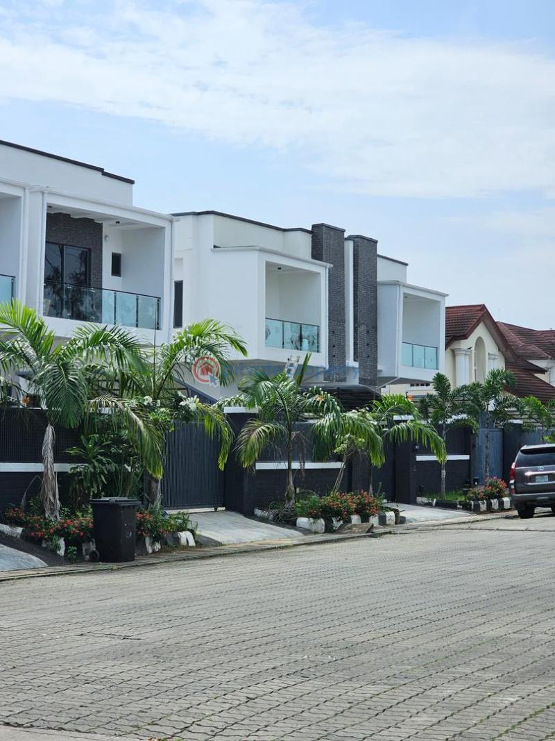 4 bedroom Terraced Duplex For Sale Main Vgc Lekki Victoria Garden City Lekki Lagos - 1