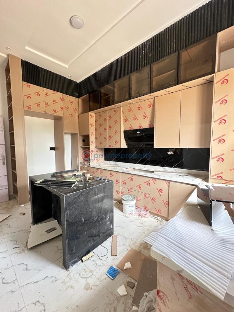 4 bedroom Semi detached Duplex For Sale Main Vgc Not Harris Drive Victoria Garden City Lekki Lagos - 10