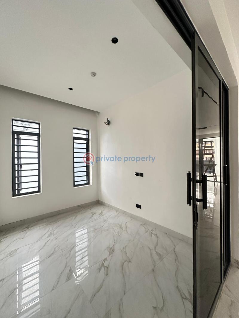 Very spacious luxury 4 bedroom penthouse with elevator - 9 4 bedroom Penthouse For Sale Lekki Phase 1 Lagos - 9
