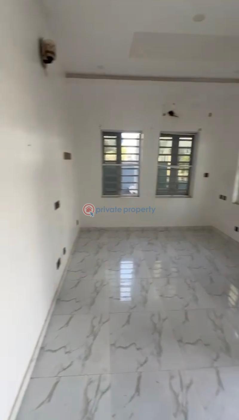 1 bedroom Mini Flat For Rent Ologolo Lekki Lagos - 4