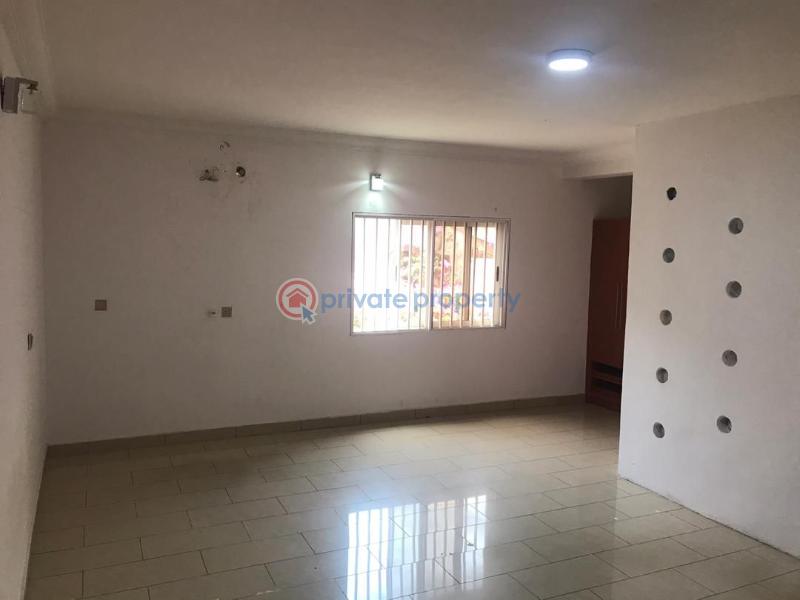 1 bedroom Self Contain For Rent Yeye Olofin Street Lekki Phase 1 Lagos - 5
