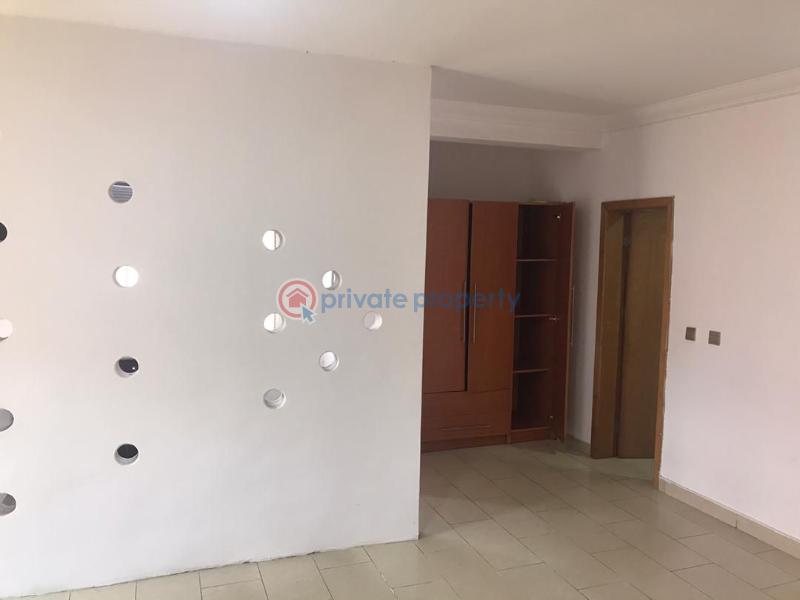 1 bedroom Self Contain For Rent Yeye Olofin Street Lekki Phase 1 Lagos - 7