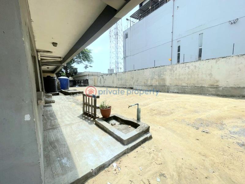 10 bedroom Office For Rent Victoria Island Lagos - 1