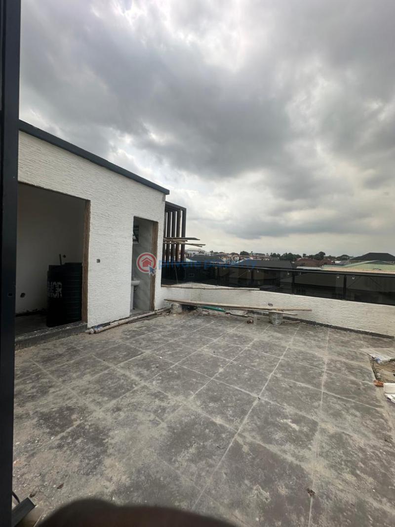 4 bedroom Semi detached Duplex For Sale Gbagada Lagos - 12