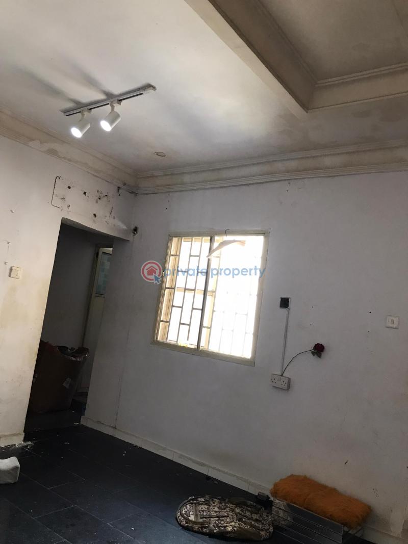 Very standard and massive clean room self contained upstairs with balcony. - 2 1 bedroom Self Contain For Rent Lekki Phase1 Lagos. Lekki Phase 1 Lagos - 2