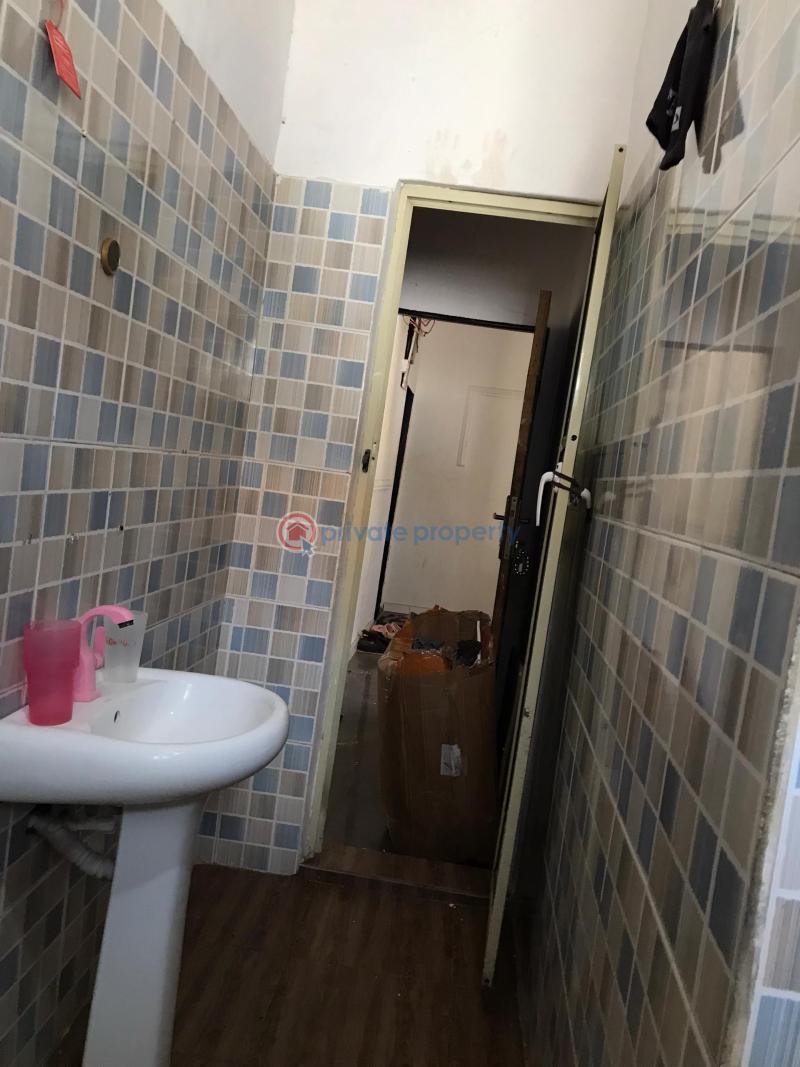 Very standard and massive clean room self contained upstairs with balcony. - 3 1 bedroom Self Contain For Rent Lekki Phase1 Lagos. Lekki Phase 1 Lagos - 3