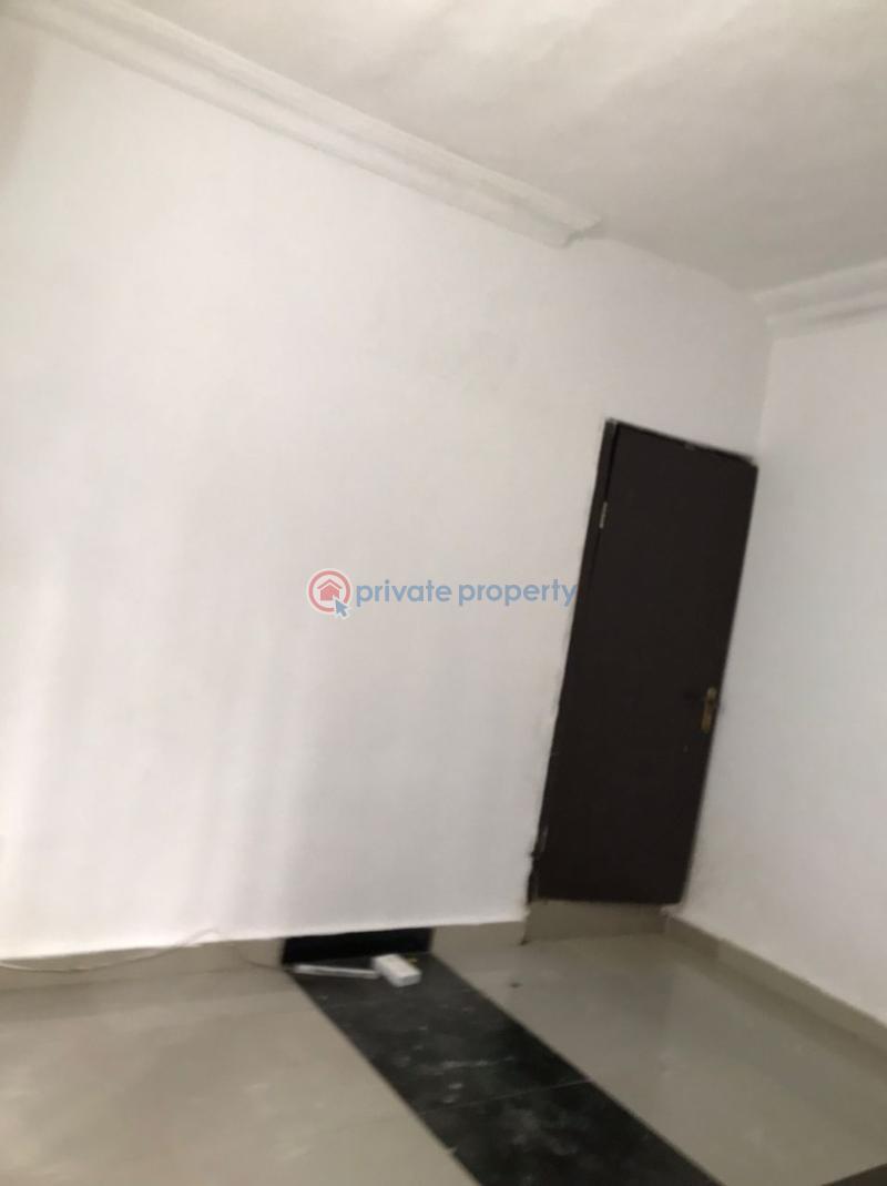 1 bedroom Self Contain For Rent Off Admiralty Way Lekki Phase 1 Lagos - 4