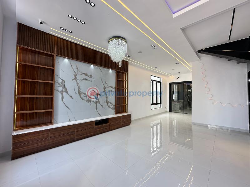 5 bedroom Detached Duplex For Sale Chevron Tollgate Lekki Lagos - 3