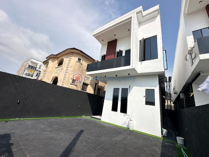 5 bedroom Detached Duplex For Sale Agungi Lekki Lagos - 1