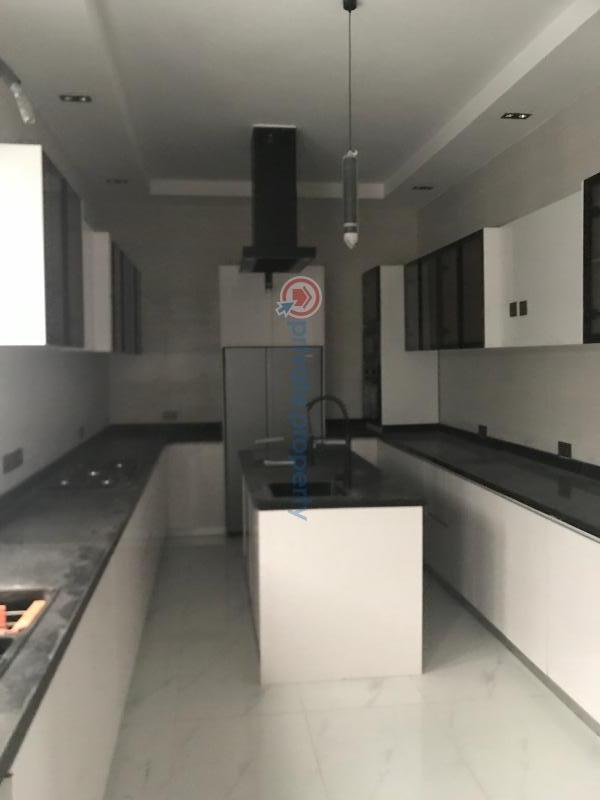 5 bedroom Detached Duplex For Sale Chevron Drive Lekki Lagos - 4