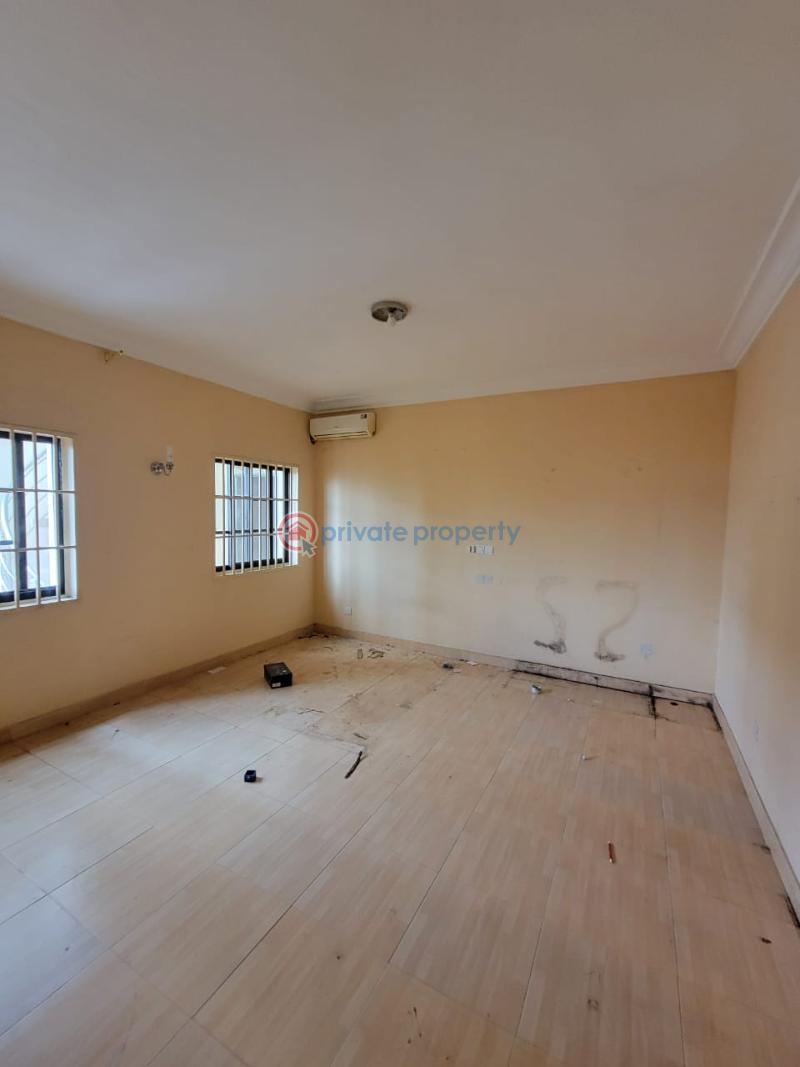 Commercial Property For Rent Lugbe District Lugbe Abuja Phase 4  - 5