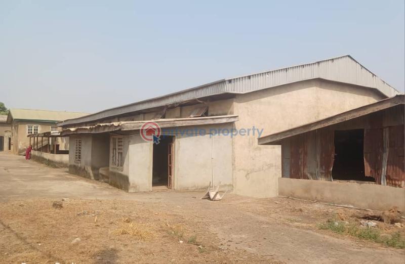 Commercial Property For Rent Old Ife Road, Close To Iwo Road* Ibadan Oyo - 3