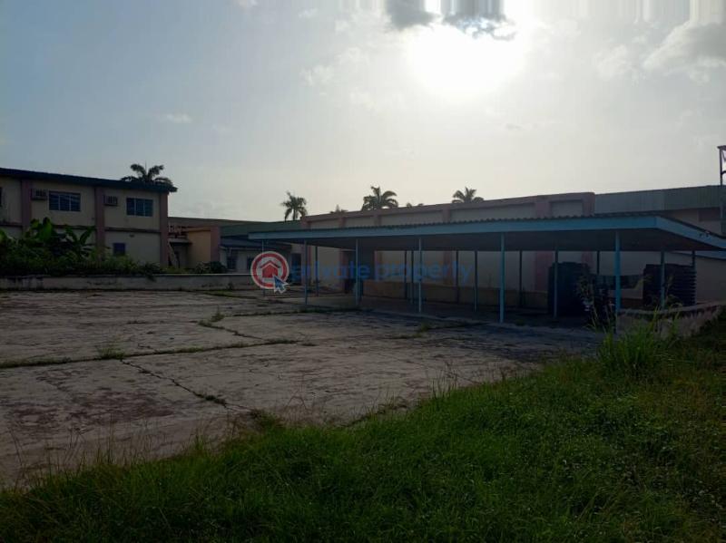 Warehouse For Sale Opposite Eagle Flowers At Toll Gate. Ibadan Oyo - 5
