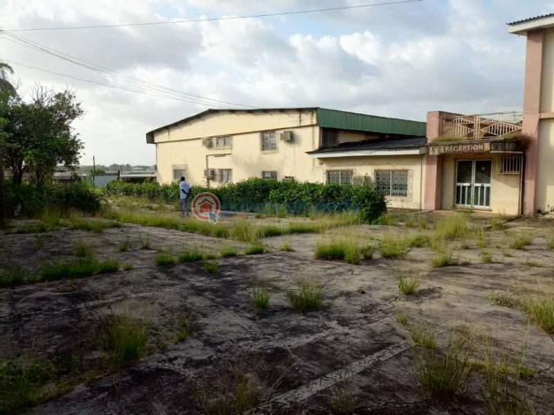 Warehouse For Sale Opposite Eagle Flowers At Toll Gate. Ibadan Oyo - 8