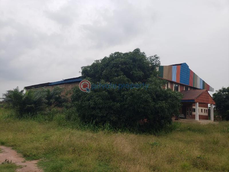 Warehouse For Sale Sagamu Inter Change. Oke Mosan Abeokuta Ogun - 4
