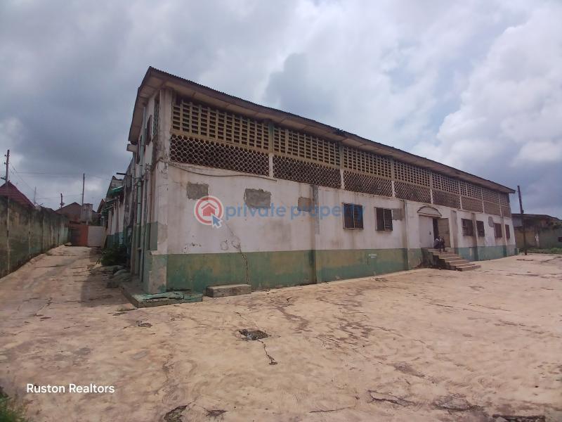 Factory For Sale New Garade,podo Challenge Ibadan Oyo - 1