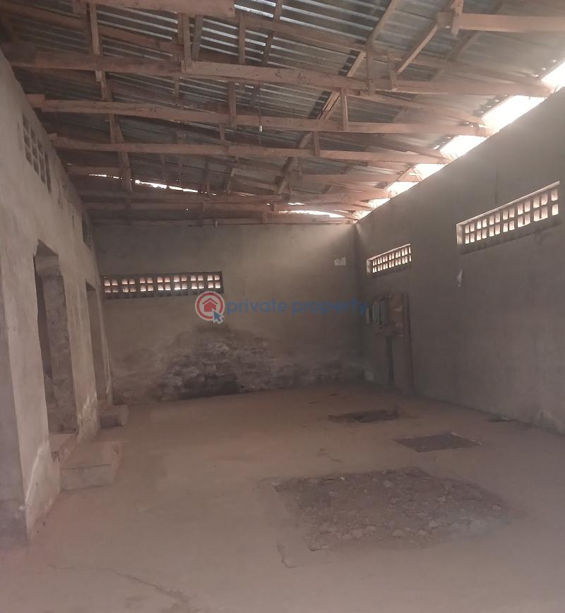 9 bedroom Warehouse For Sale Old Ife Road Alakia Ibadan Oyo - 10