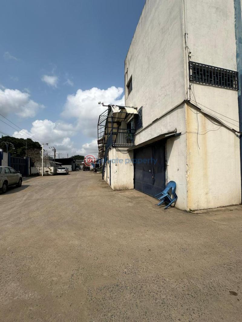 Warehouse For Sale Off Billings Way, Ikeja Ikeja Lagos - 4