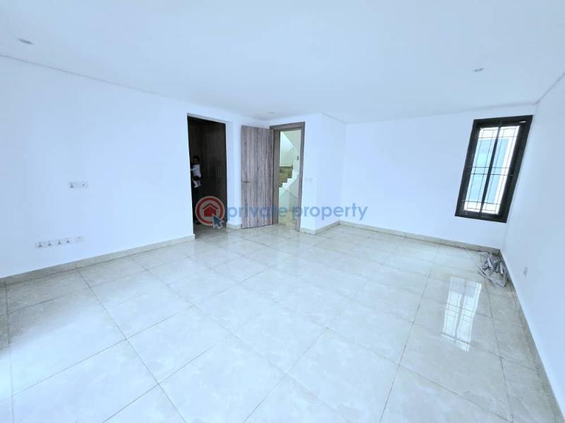 Water front service 4-bedroom terrace - 16 4 bedroom Terraced Duplex For Rent Lekki Phase 1 Lagos - 16